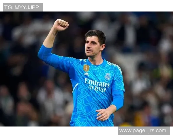 库尔图瓦的守门之道：从青涩少年到世界顶级门将的成长历程